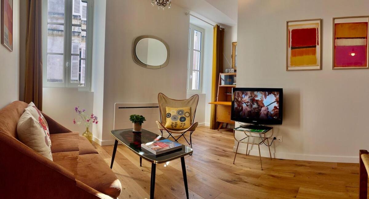 Escapade Vintage Avec Terrasse En Centre Historique Apartment Ла Рошел Екстериор снимка